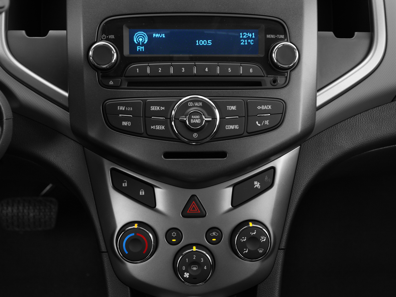 2016 Chevrolet Sonic LS