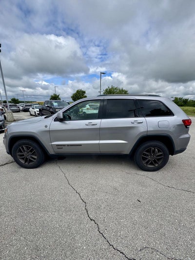 2017 Jeep Grand Cherokee 75th Anniversary Edition