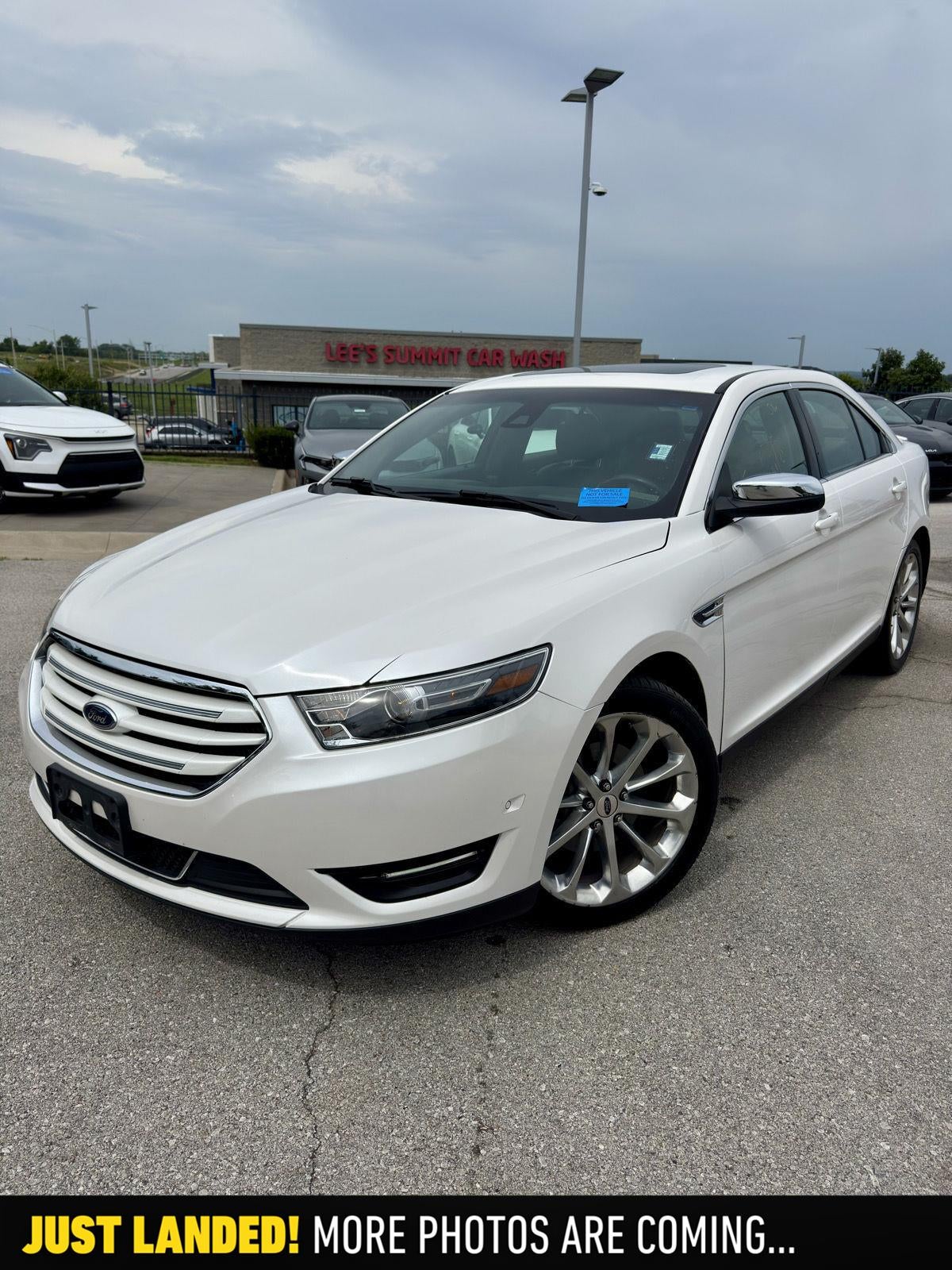 2016 Ford Taurus LIMITED