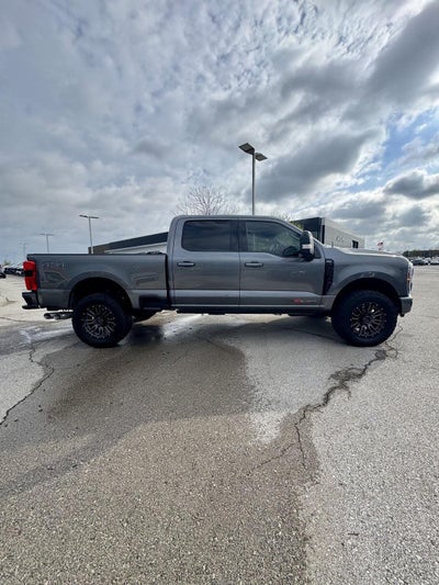 2024 Ford Super Duty F-350 SRW LARIAT