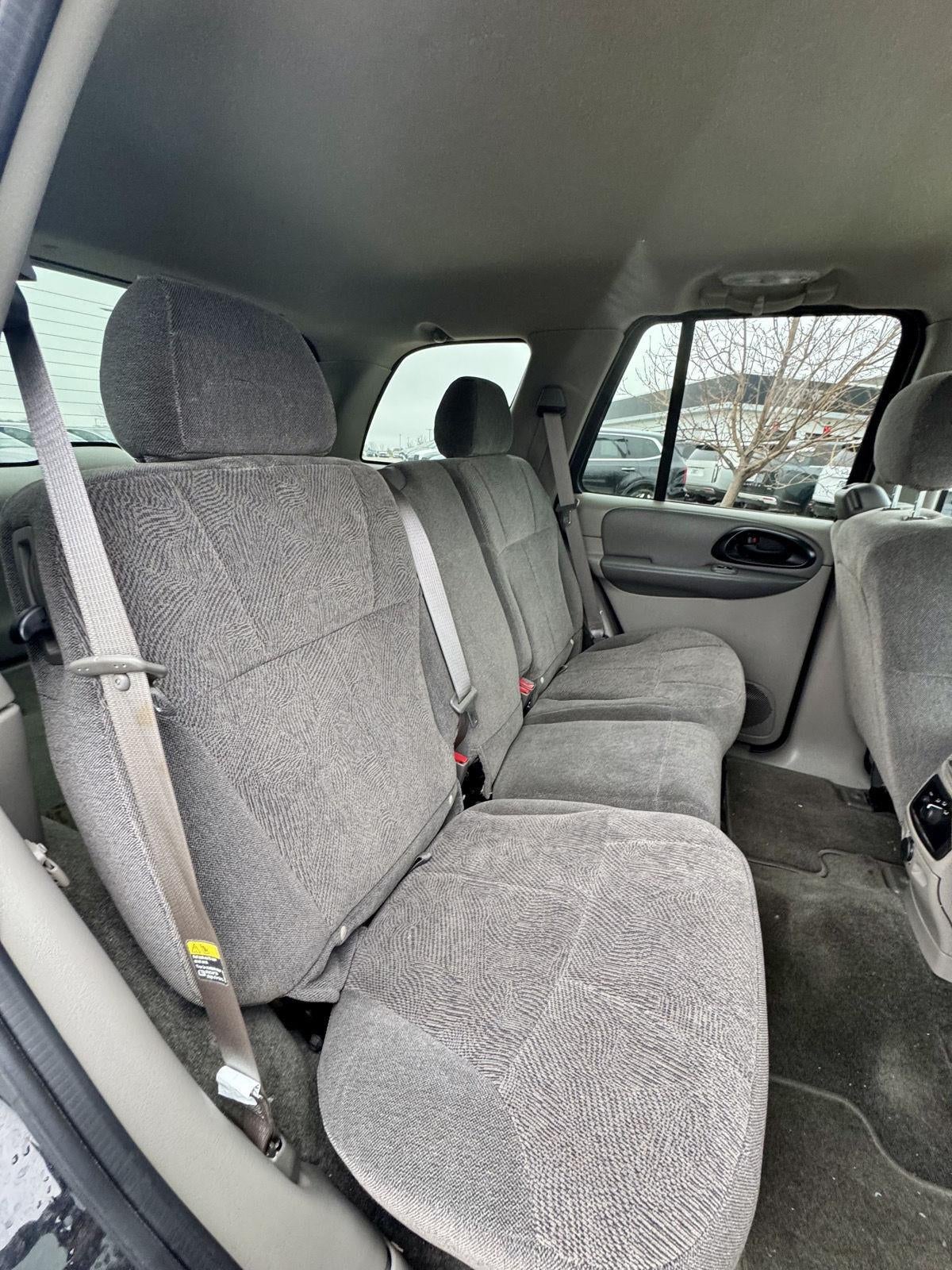 2004 Chevrolet TrailBlazer LS