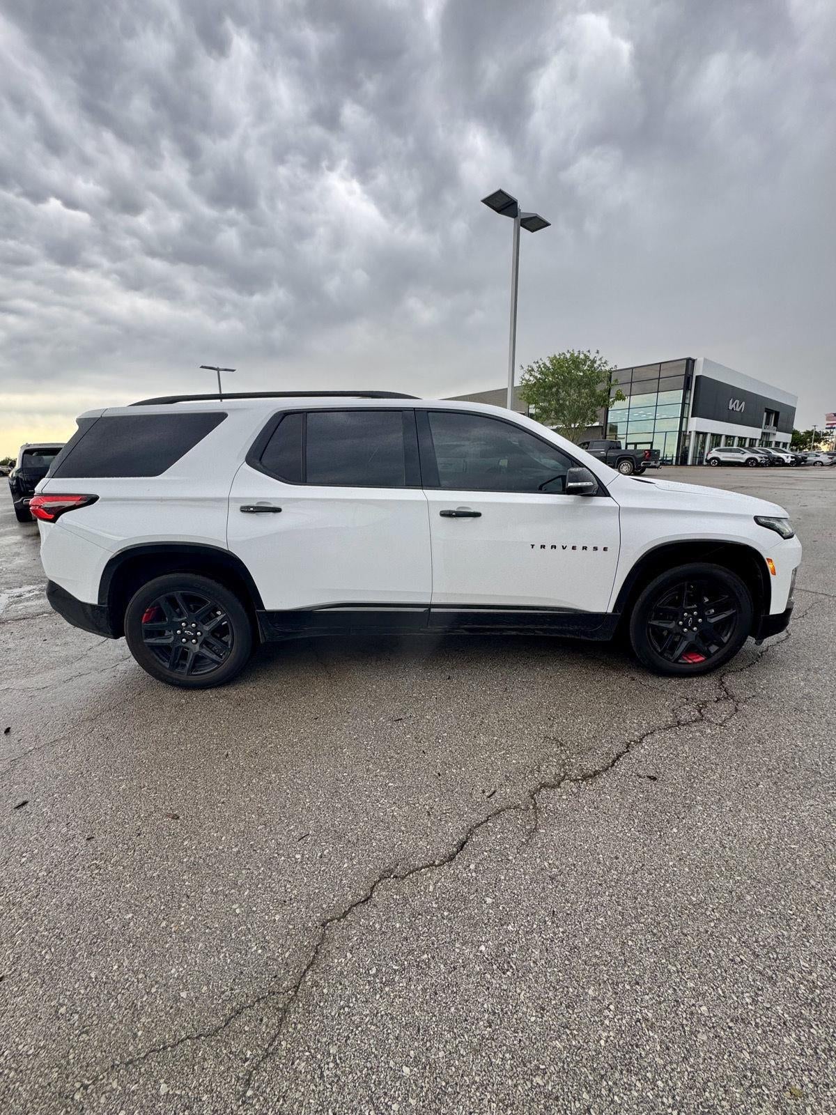 2022 CHEVROLET TRUCK TRAVERSE PREMIER