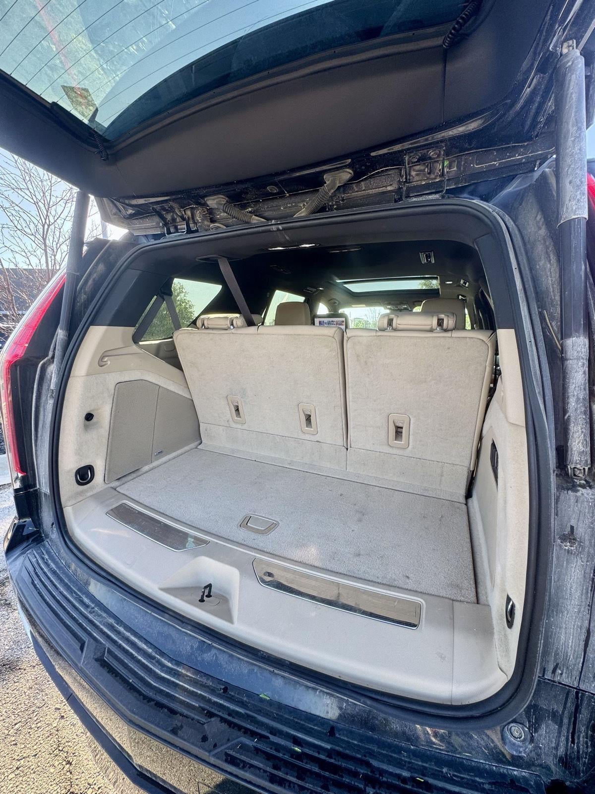 2023 Cadillac Escalade 4WD Premium Luxury