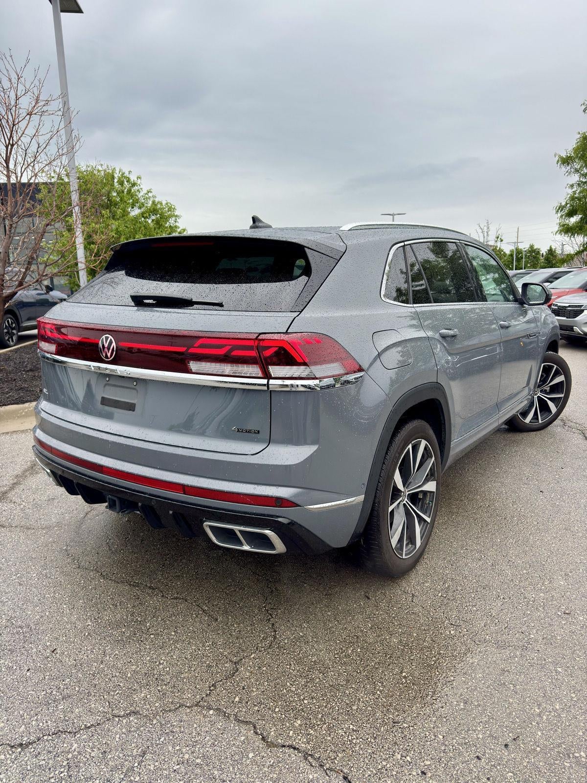 2024 Volkswagen Atlas Cross Sport 2.0T SEL Premium R-Line