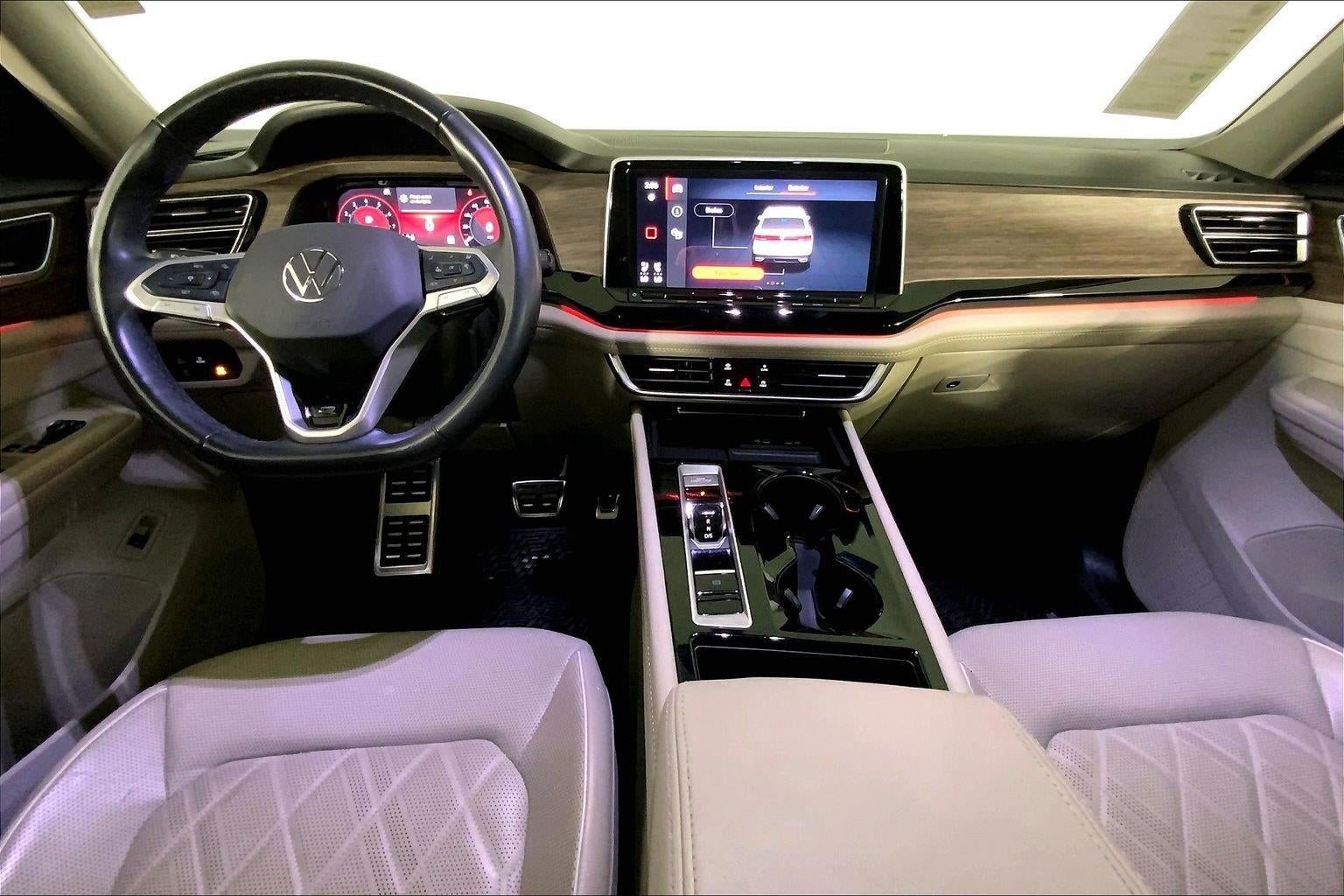 2024 Volkswagen Atlas 2.0T SEL Premium R-Line