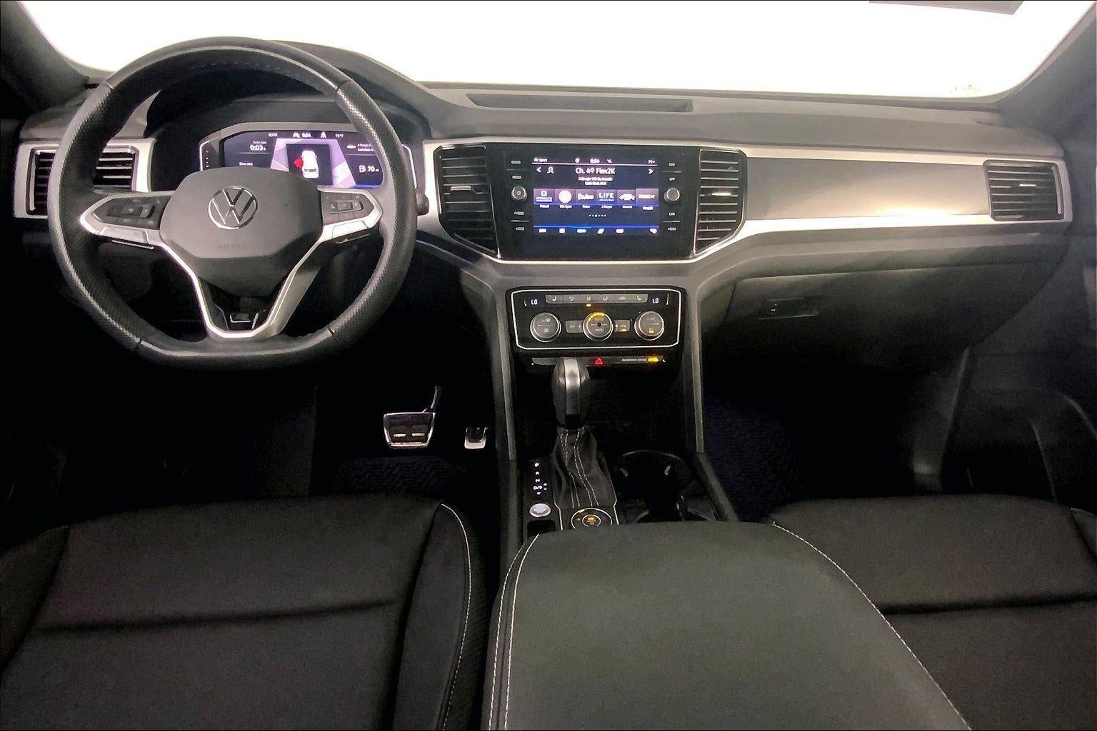 2023 Volkswagen Atlas Cross Sport 3.6L V6 SEL R-Line Black