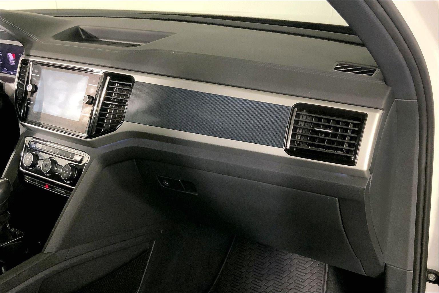2023 Volkswagen Atlas Cross Sport 3.6L V6 SEL R-Line Black