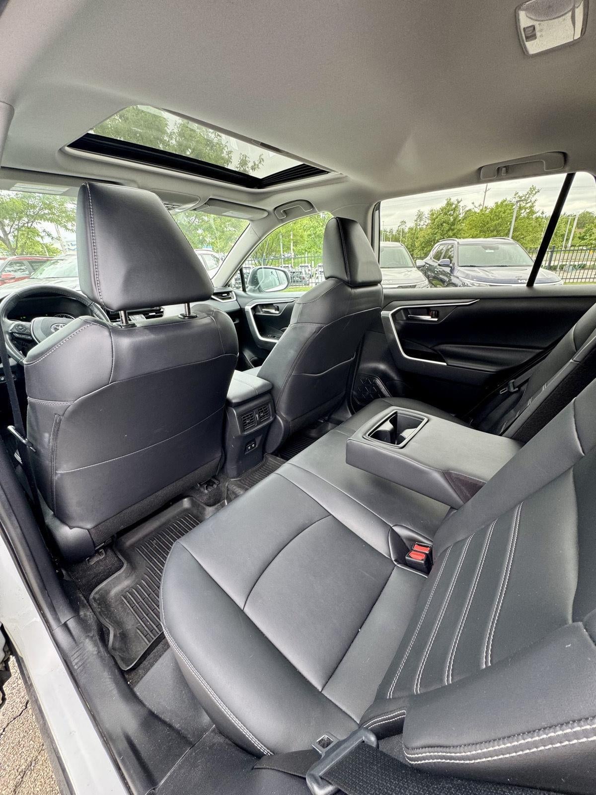 2019 Toyota RAV4 XLE Premium