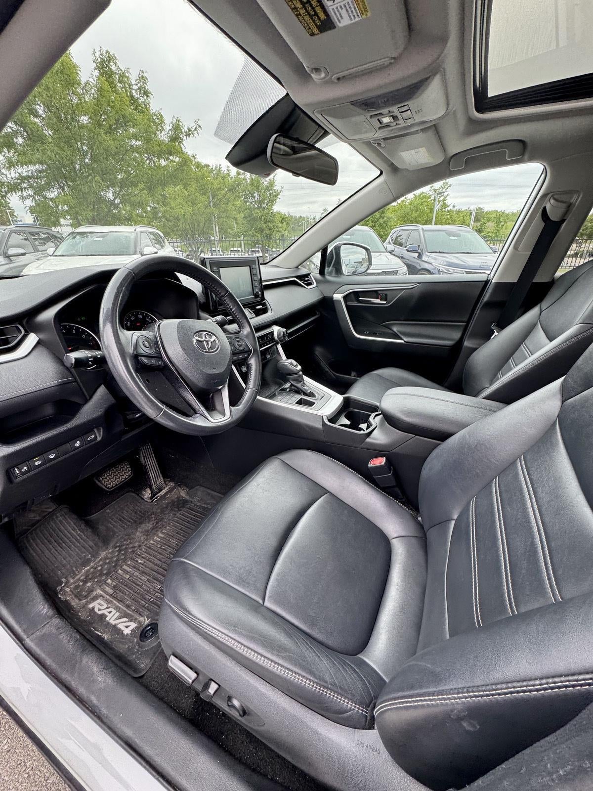 2019 Toyota RAV4 XLE Premium