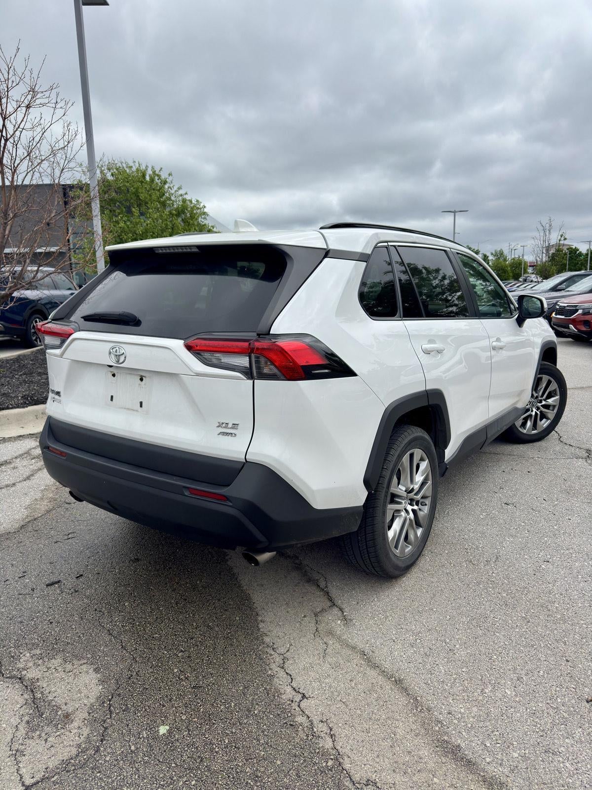 2019 Toyota RAV4 XLE Premium