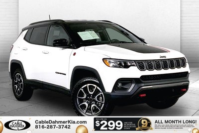 2025 Jeep Compass Trailhawk