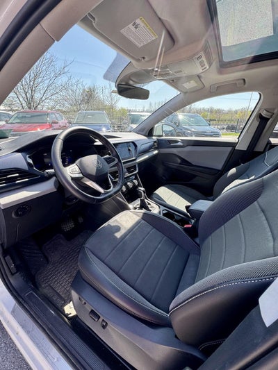 2023 Volkswagen Taos SE