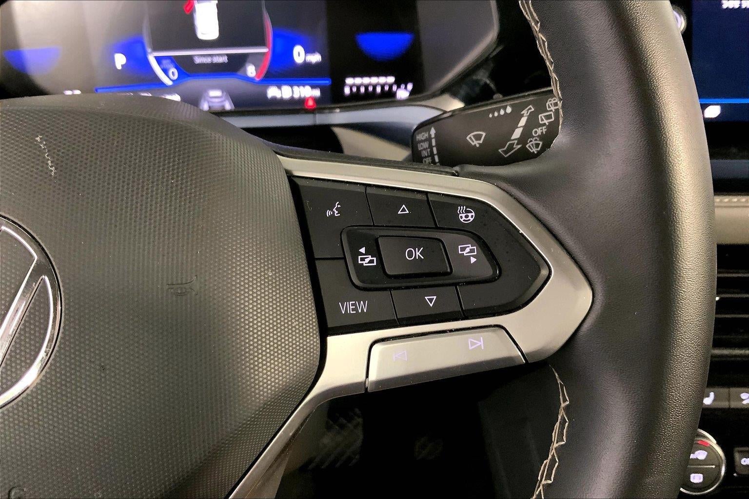 2024 Volkswagen Taos SE