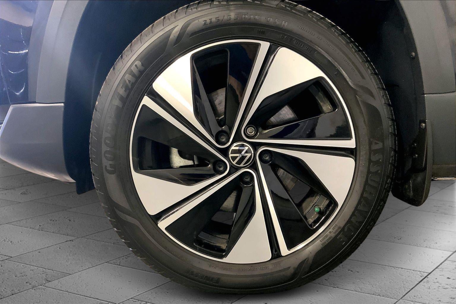 2023 Volkswagen Taos SE