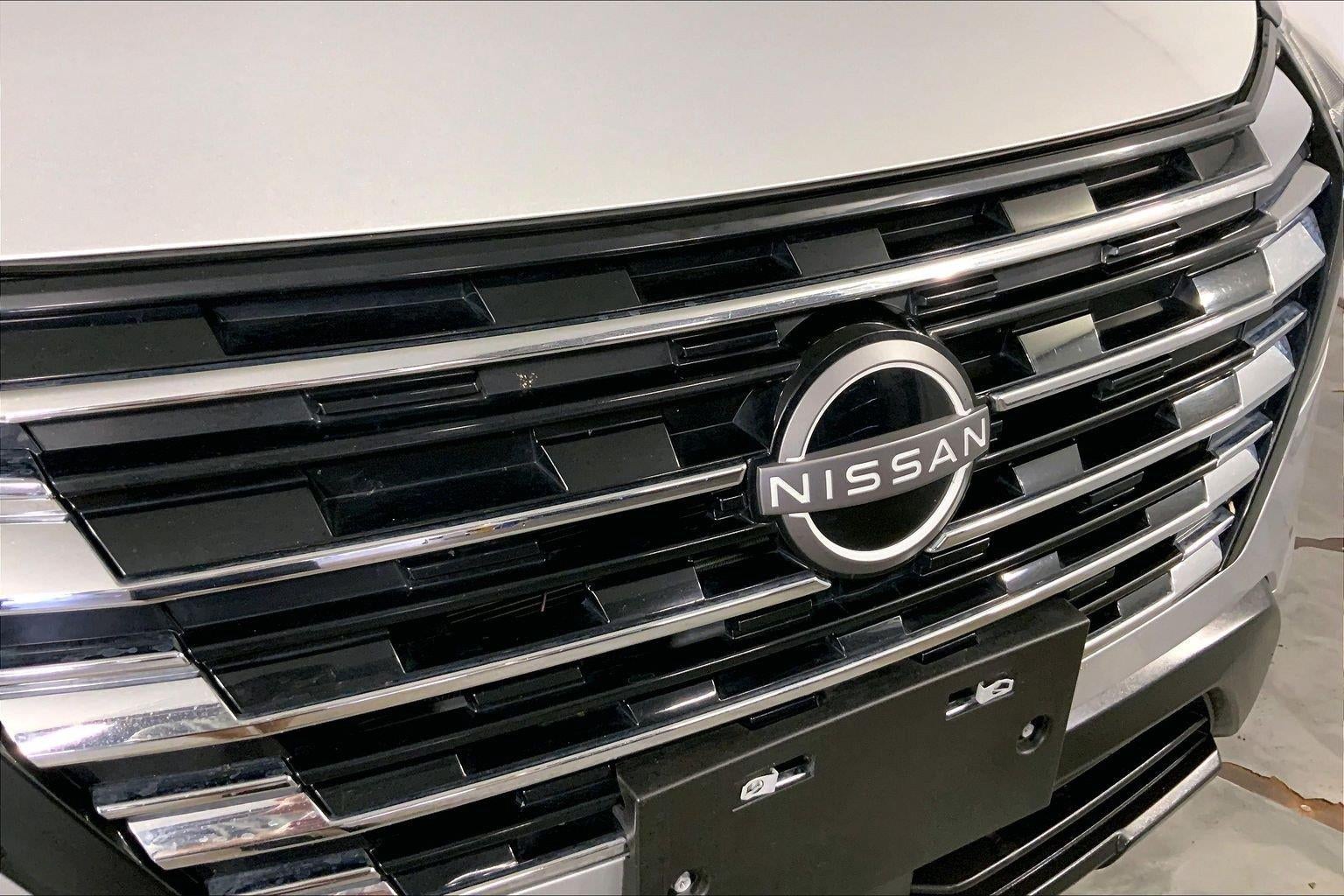 2025 Nissan Rogue SV