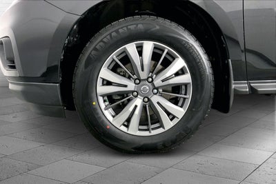 2020 Nissan Pathfinder S