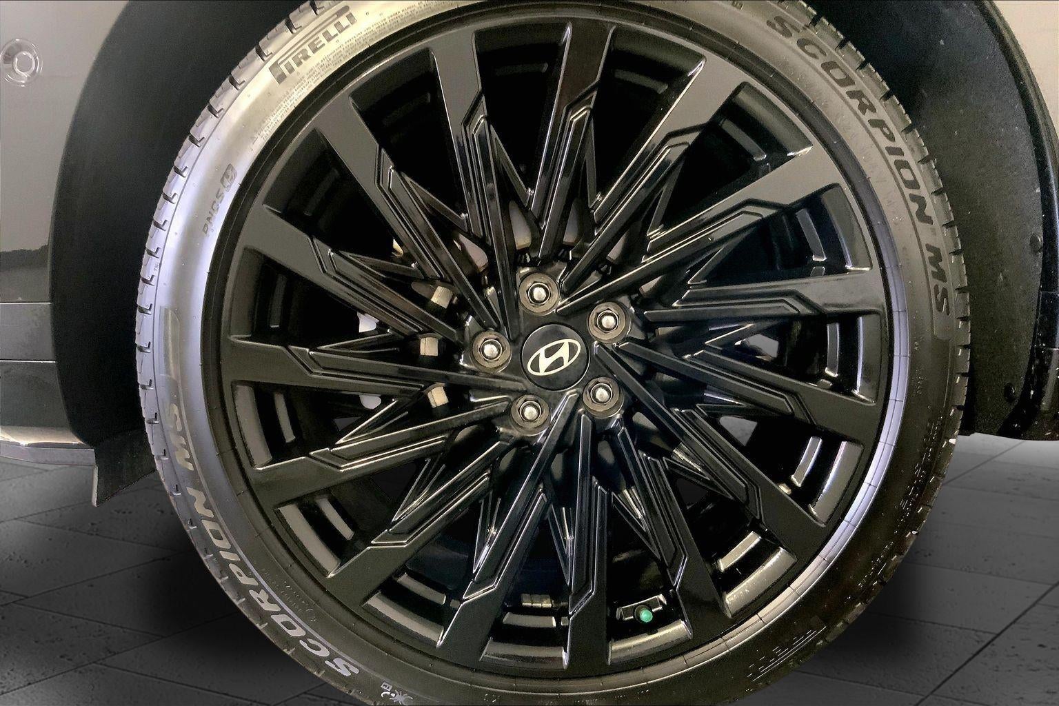 2025 Hyundai Santa Fe Calligraphy