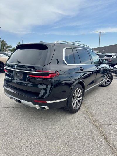 2025 BMW X7 xDrive40i
