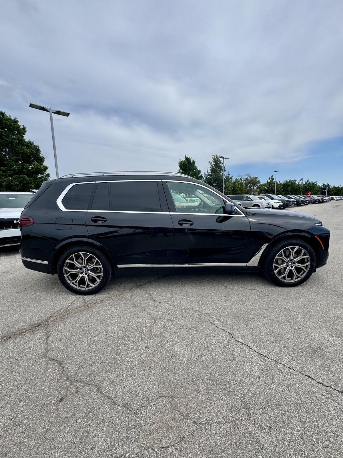 2025 BMW X7 xDrive40i