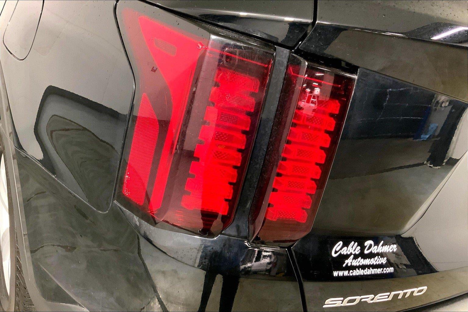 2023 Kia Sorento LX