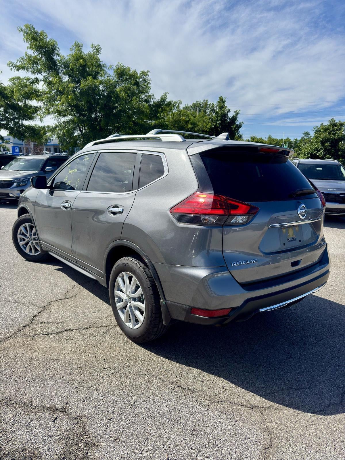2017 Nissan Rogue SV