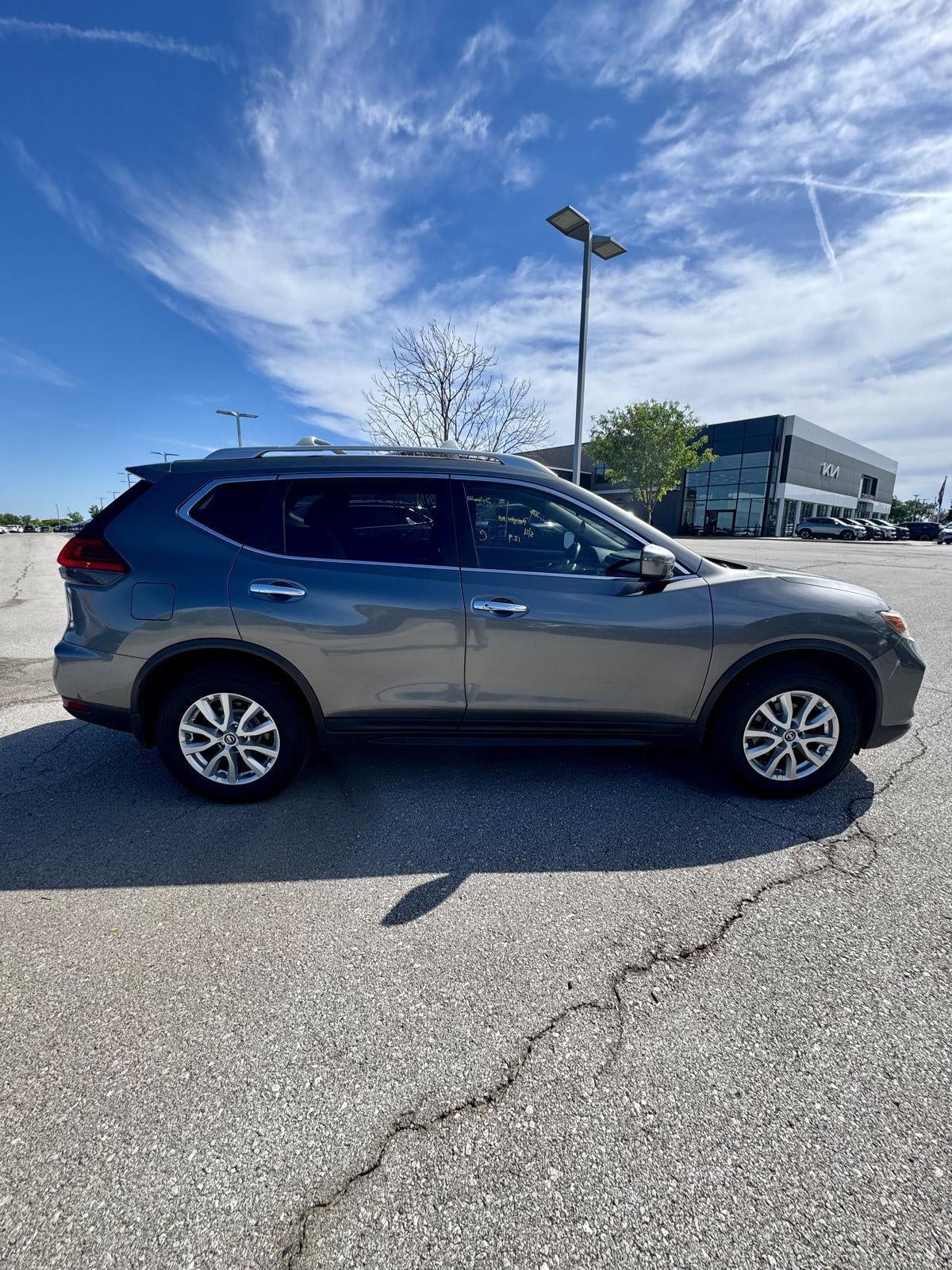 2017 Nissan Rogue SV