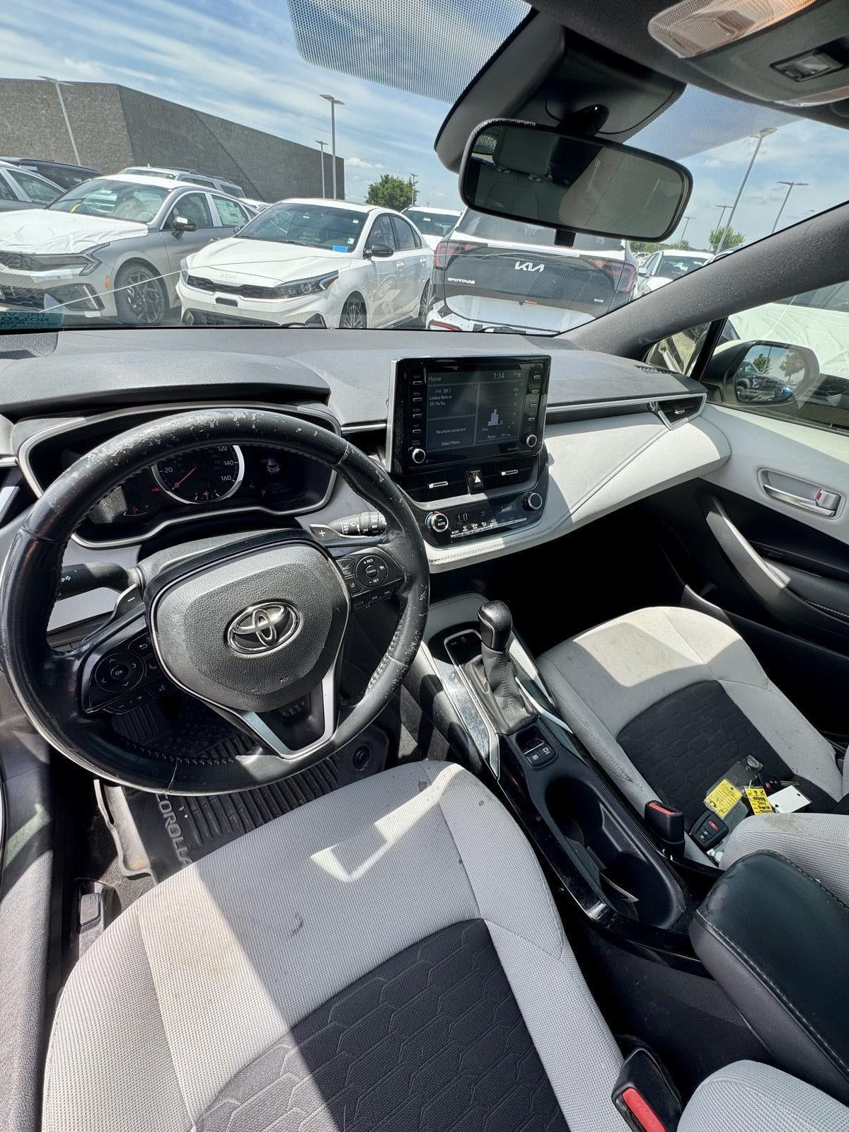 2020 Toyota COROLLA HATCHBA SE