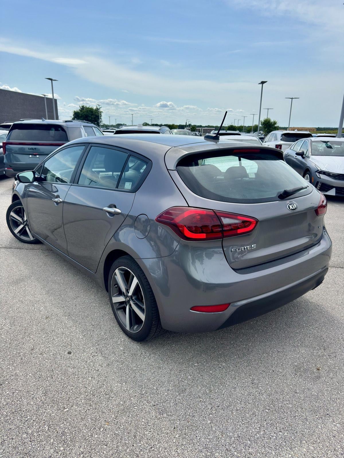 2017 Kia Forte5 EX