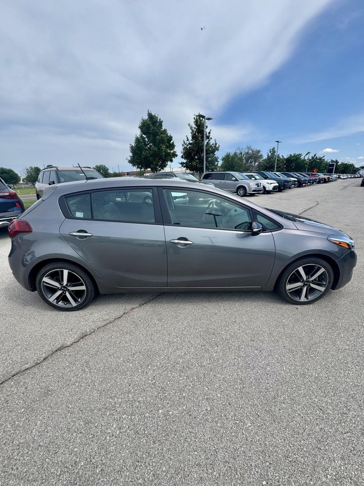 2017 Kia Forte5 EX