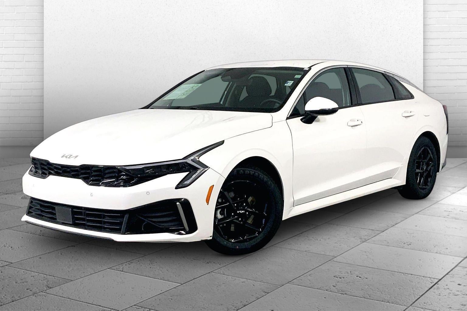 2025 Kia K5 LXS