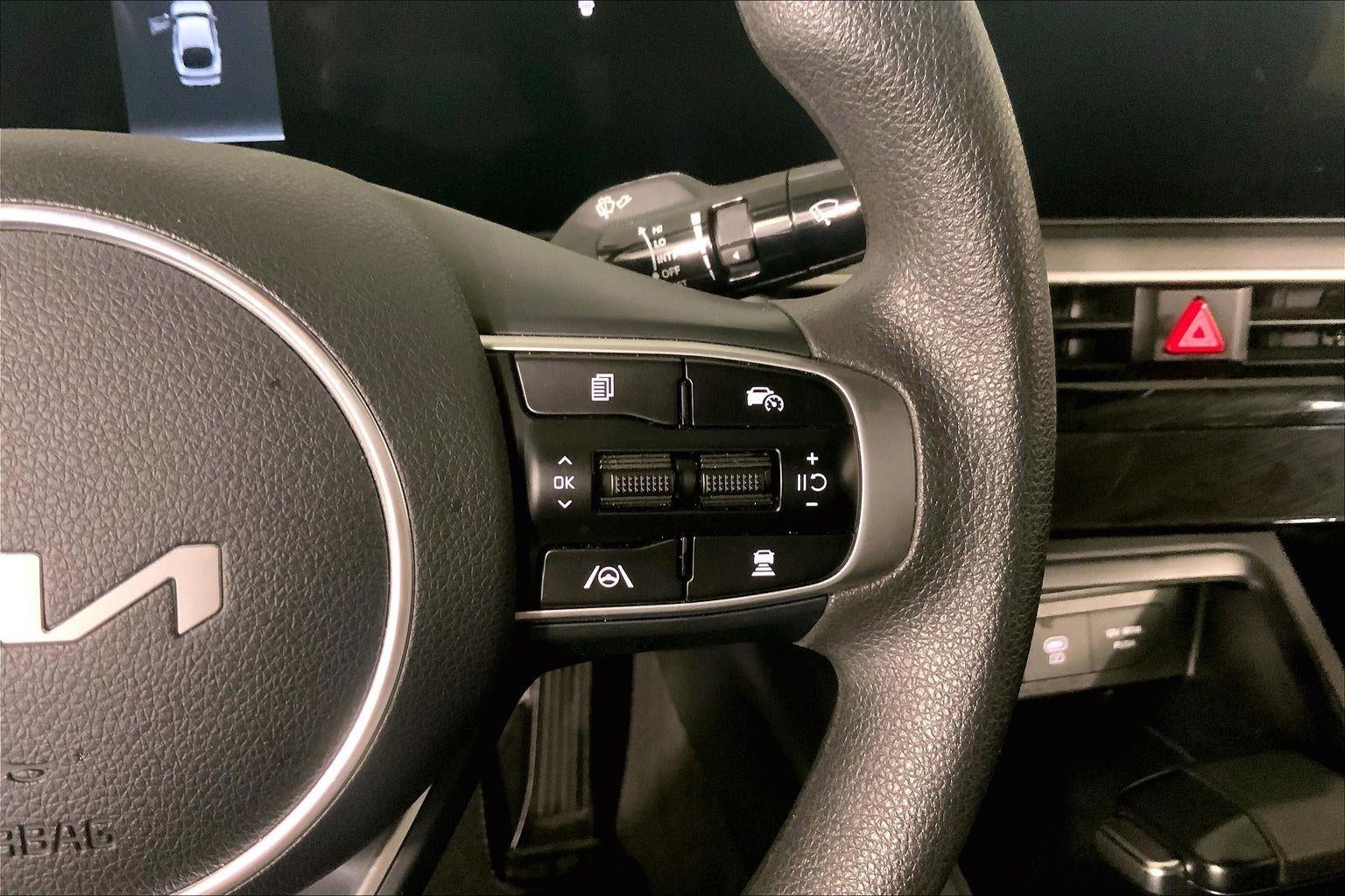2025 Kia K5 LXS