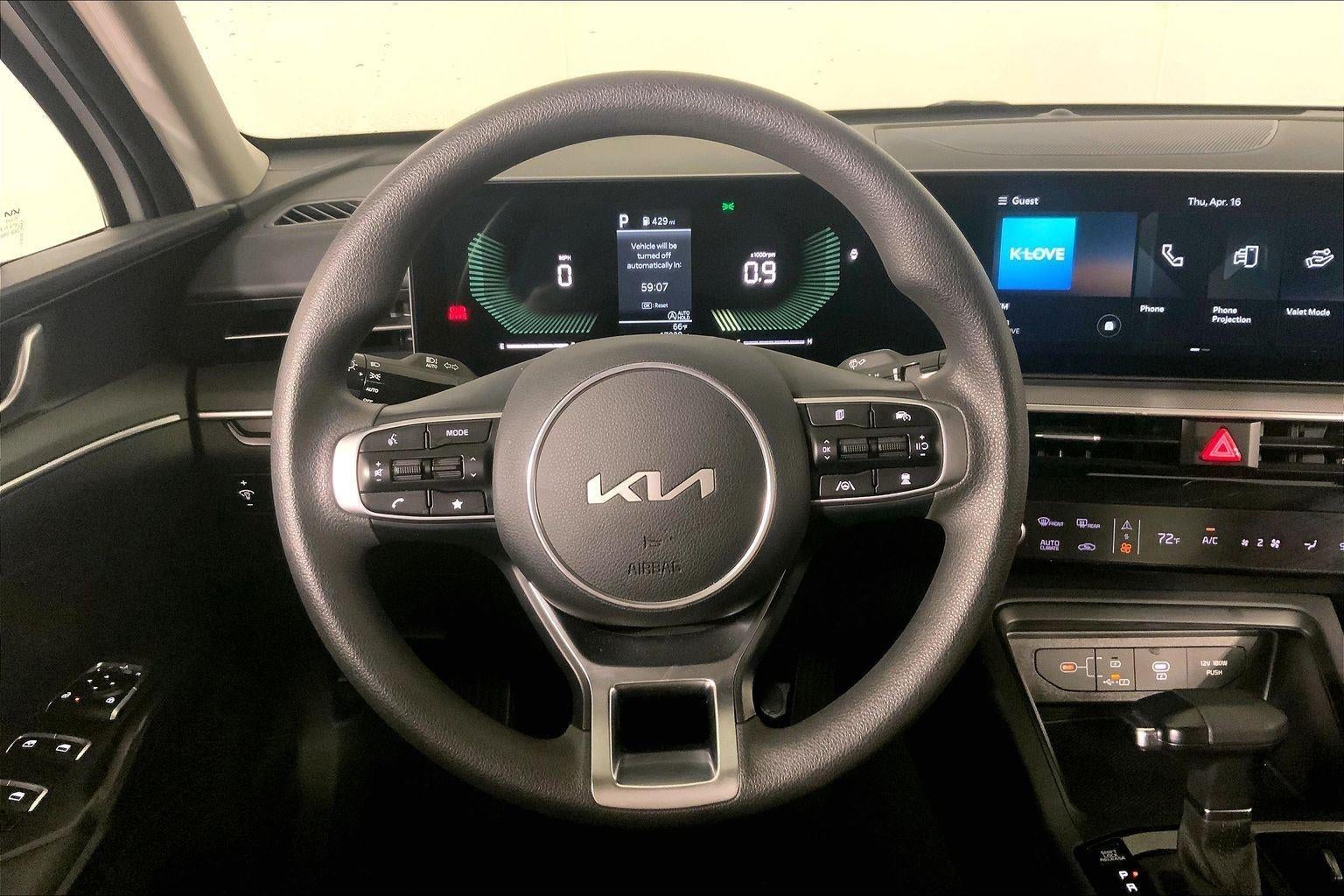 2025 Kia K5 LXS