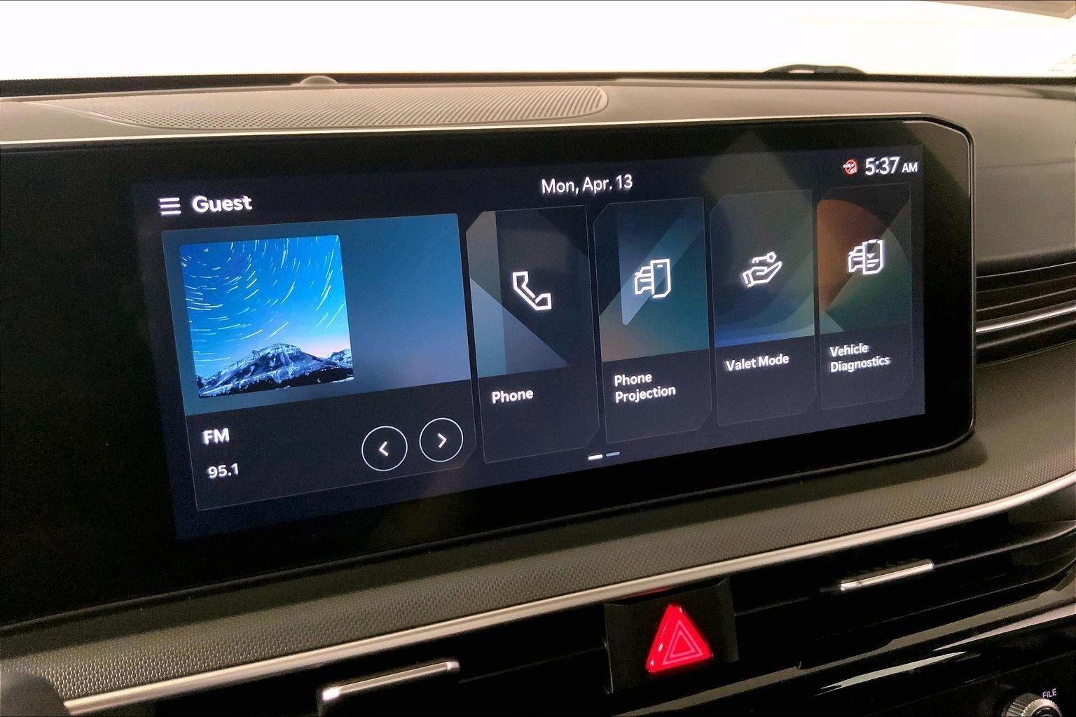 2025 Kia K5 LXS
