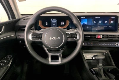 2025 Kia K5 LXS