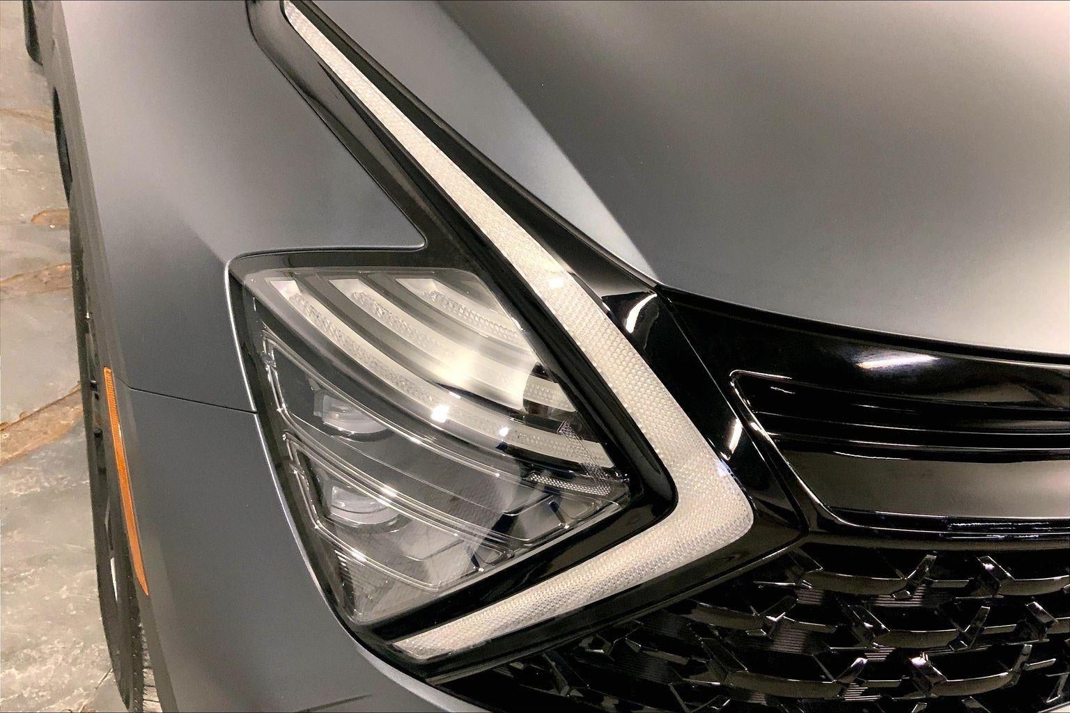 2025 Kia Sportage Plug-In Hybrid X-Line