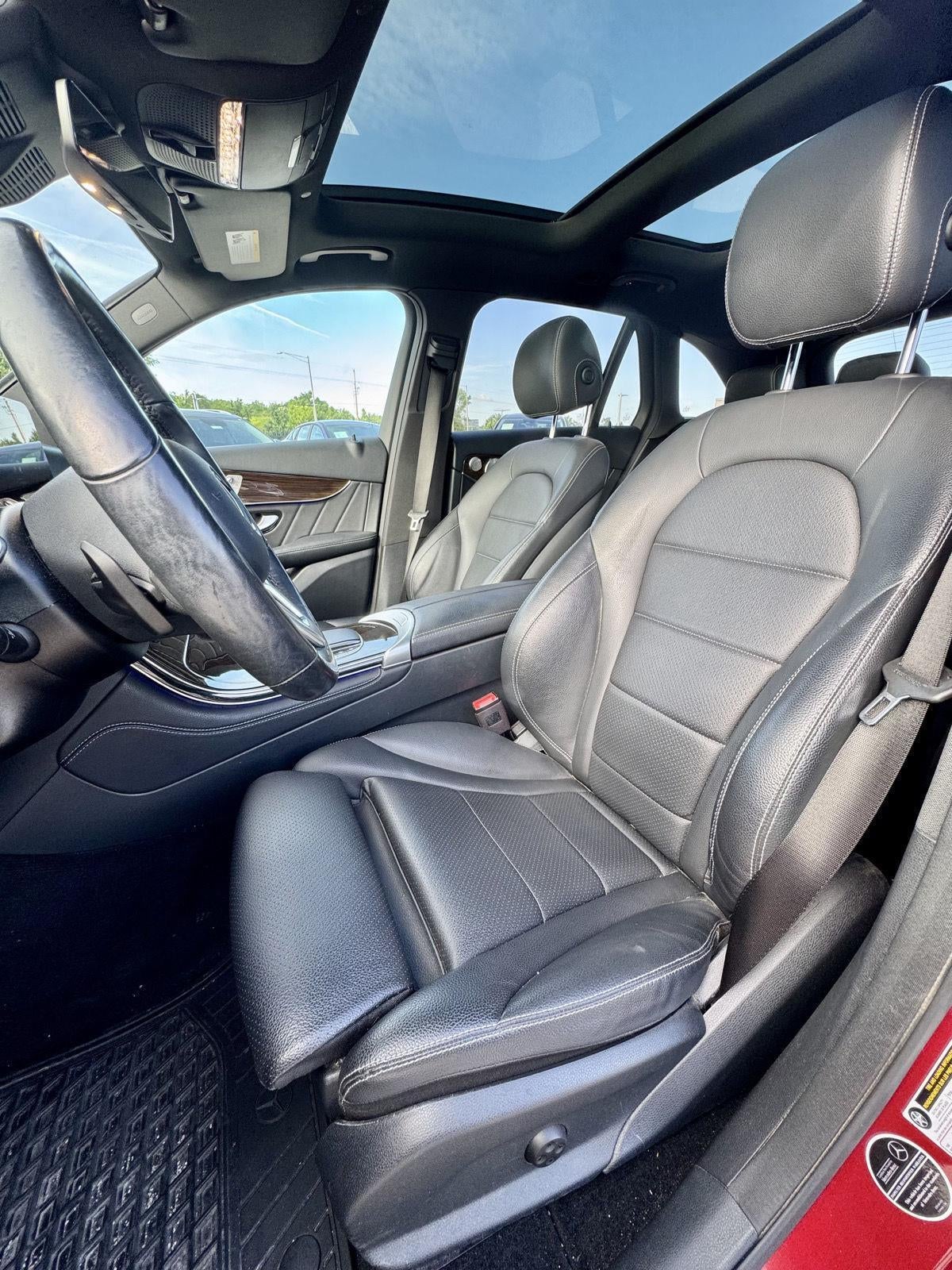2021 Mercedes-Benz GLC GLC 300