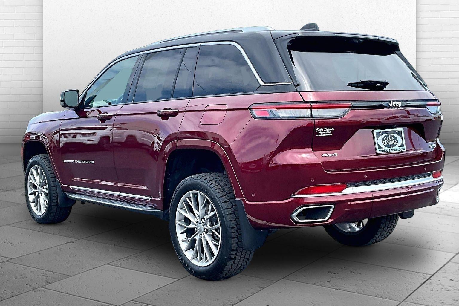 2023 Jeep Grand Cherokee Summit