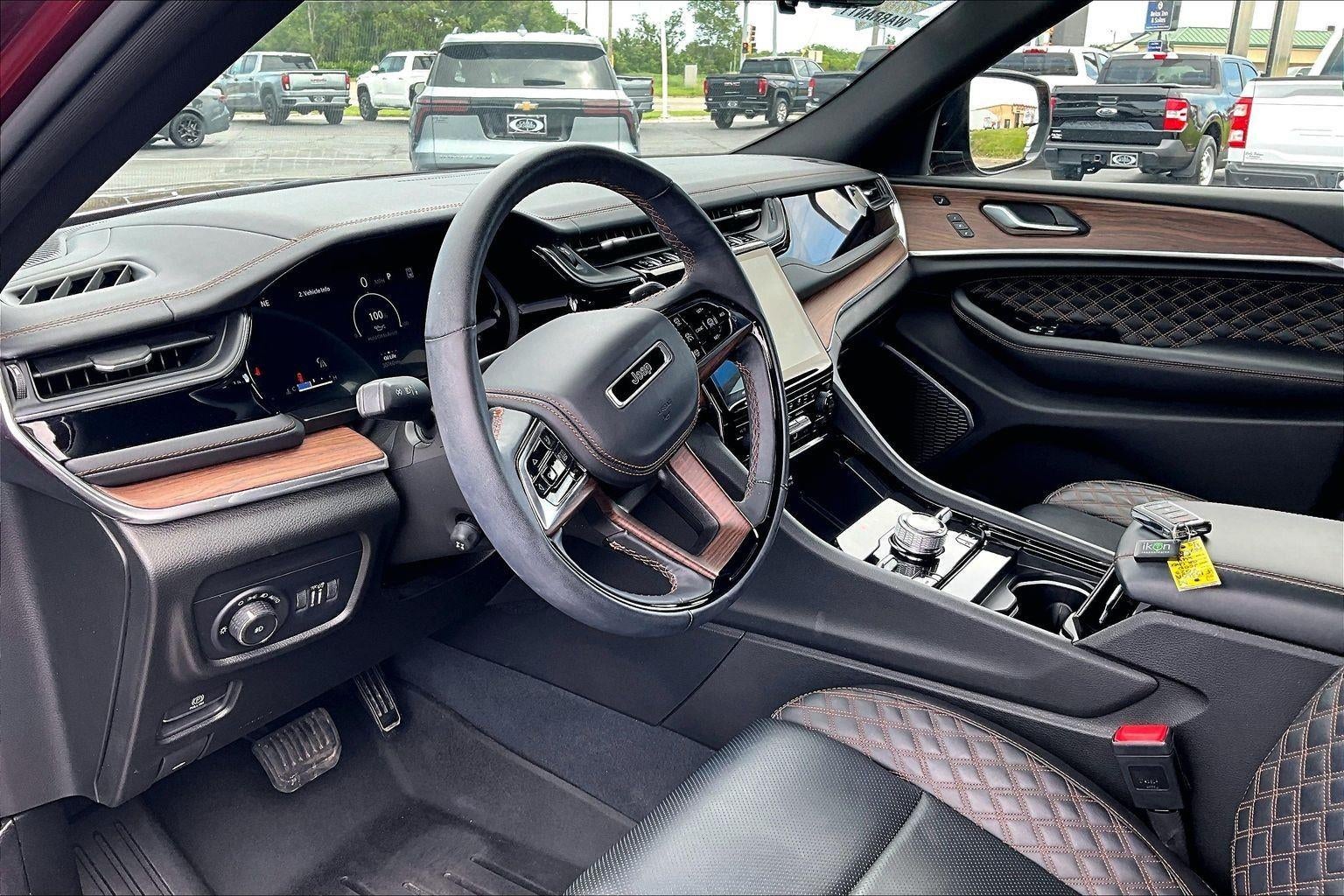 2023 Jeep Grand Cherokee Summit