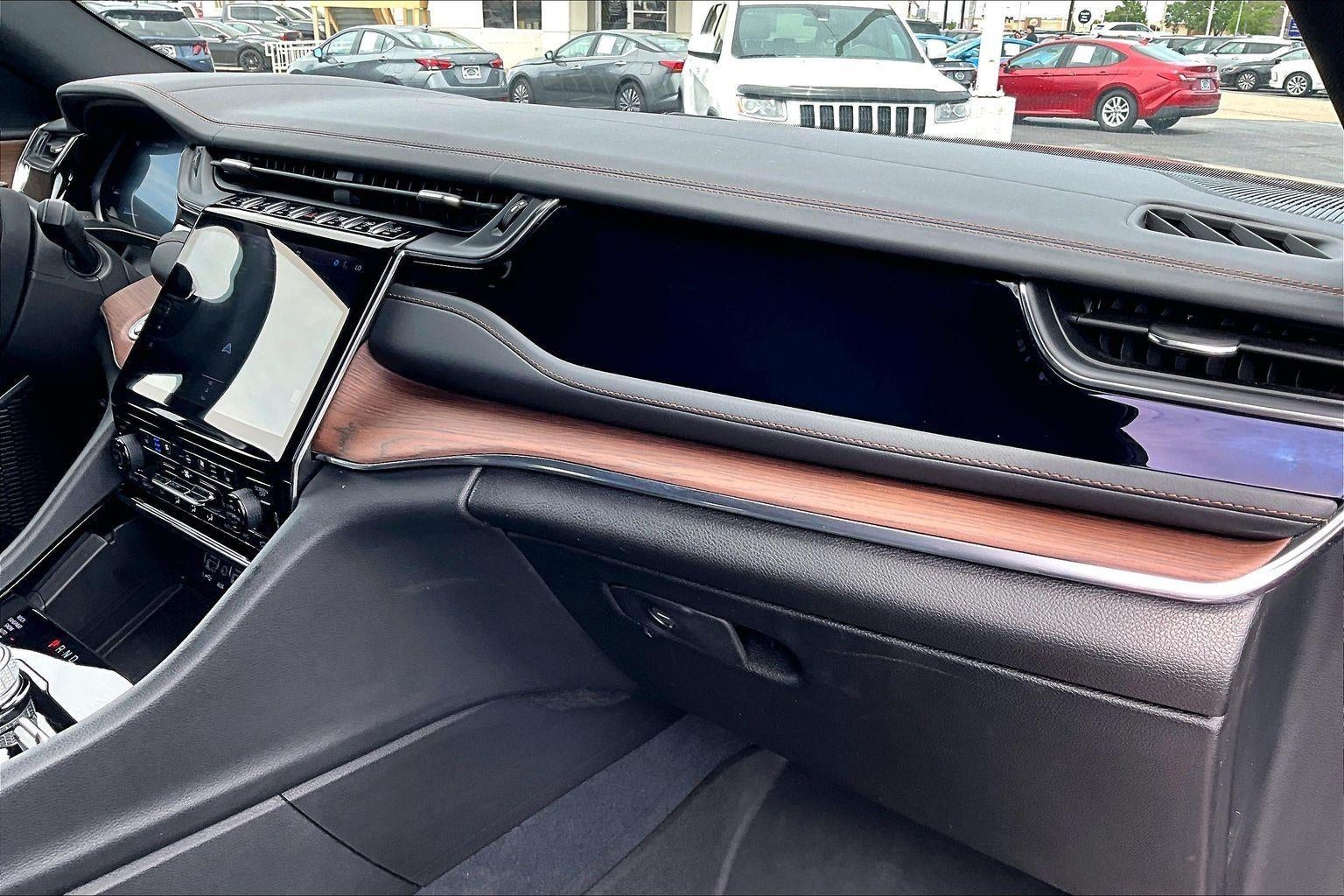 2023 Jeep Grand Cherokee Summit