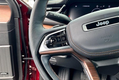 2023 Jeep Grand Cherokee Summit