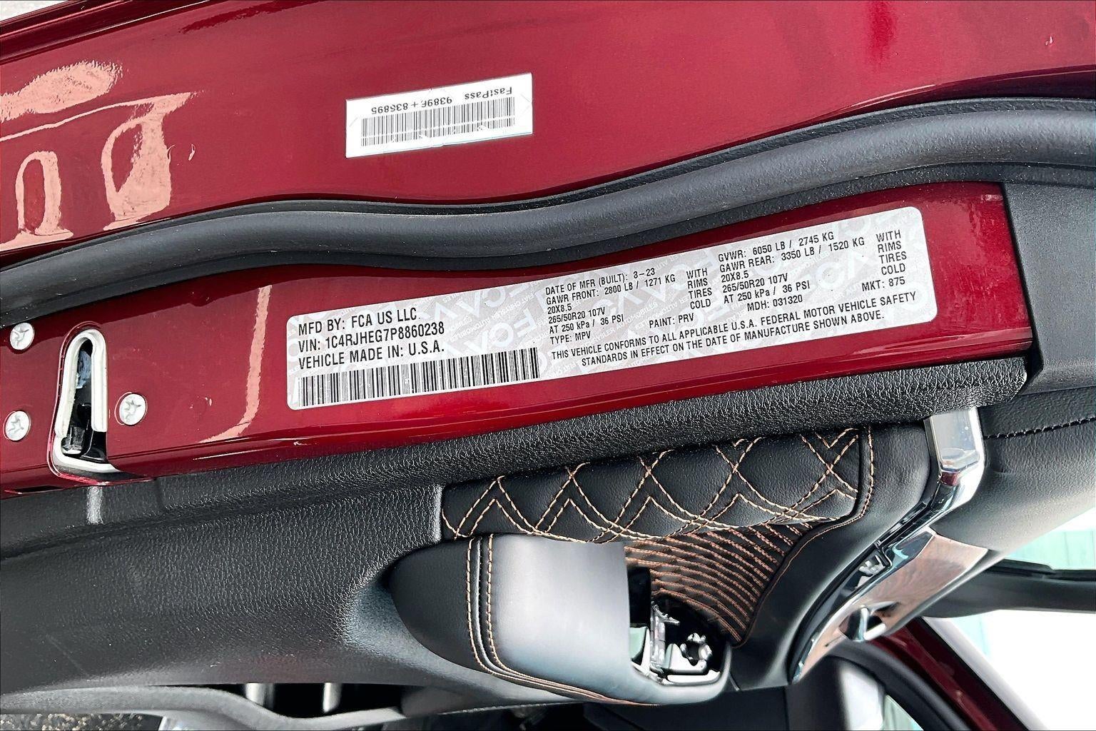 2023 Jeep Grand Cherokee Summit