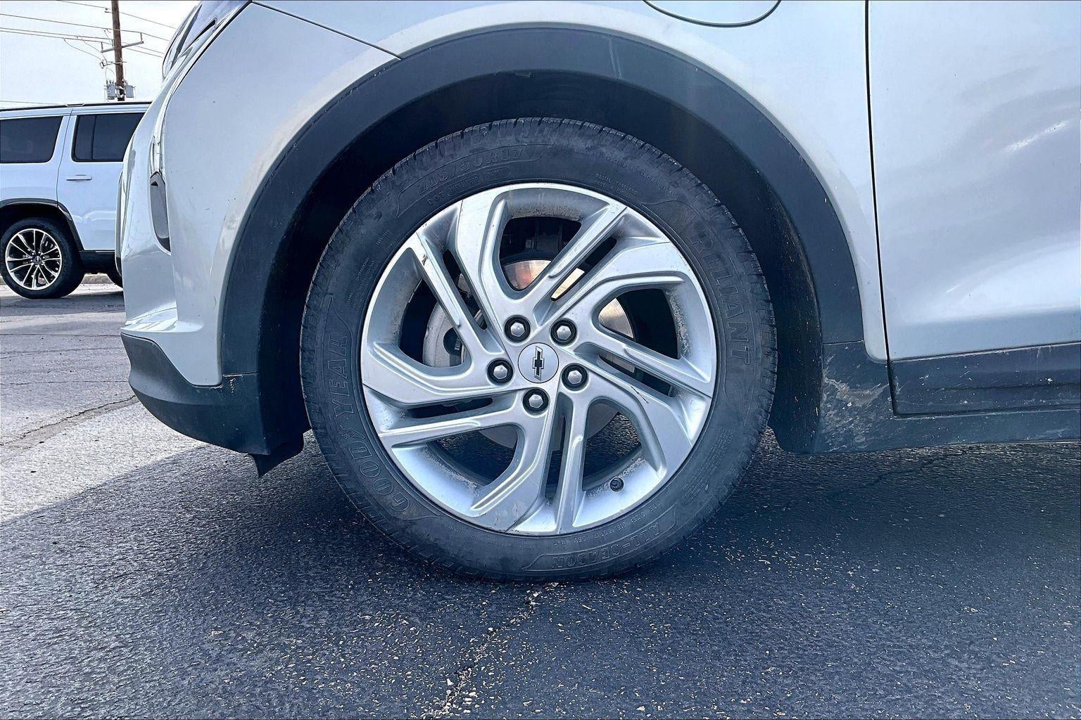 Used 2022 Chevrolet Bolt EV LT with VIN 1G1FW6S06N4125151 for sale in Kansas City