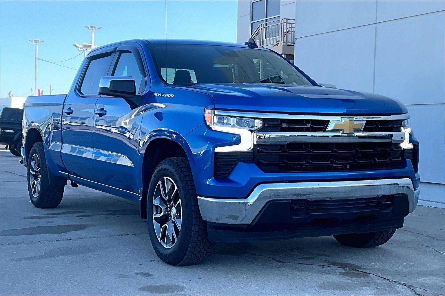 2024 Chevrolet Silverado 1500 LT