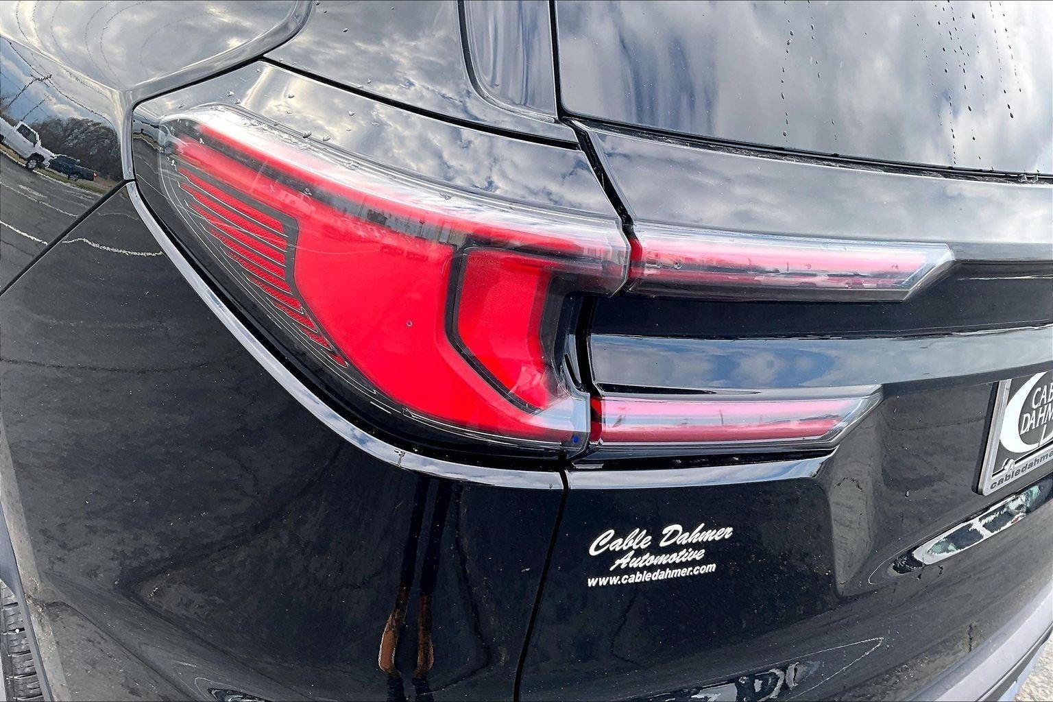 2024 GMC Acadia Elevation