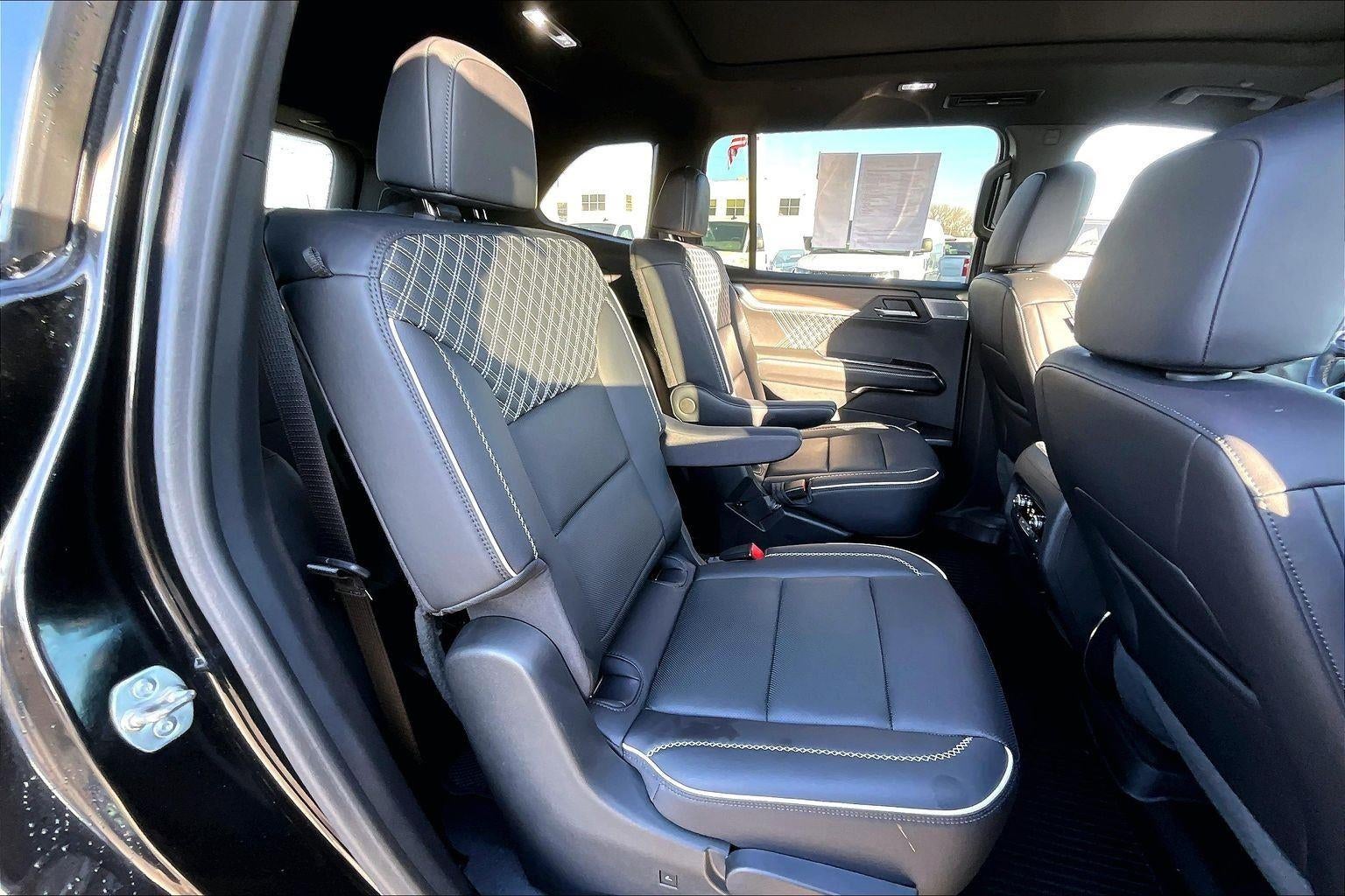 2024 GMC Acadia Denali