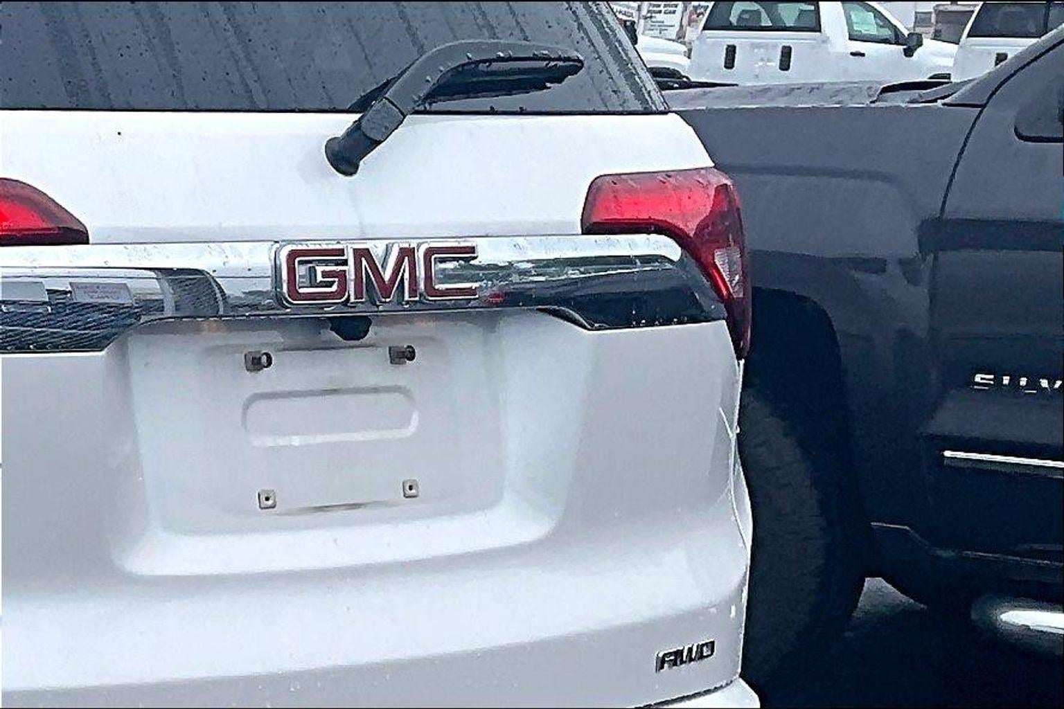 2017 GMC Acadia Denali