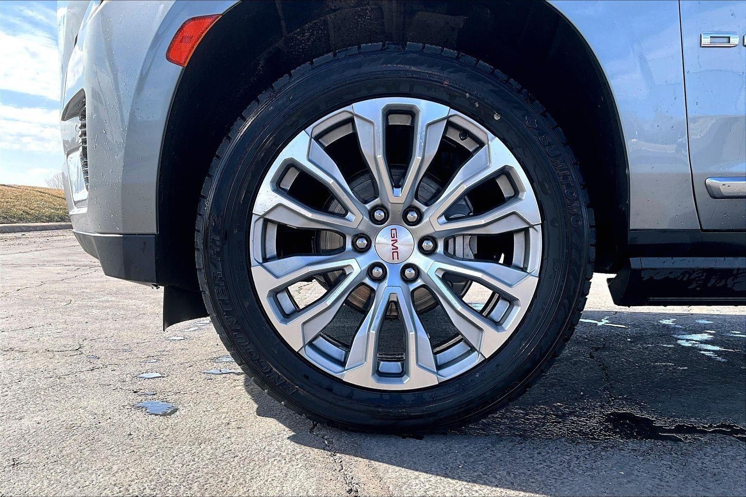 2023 GMC Yukon Denali