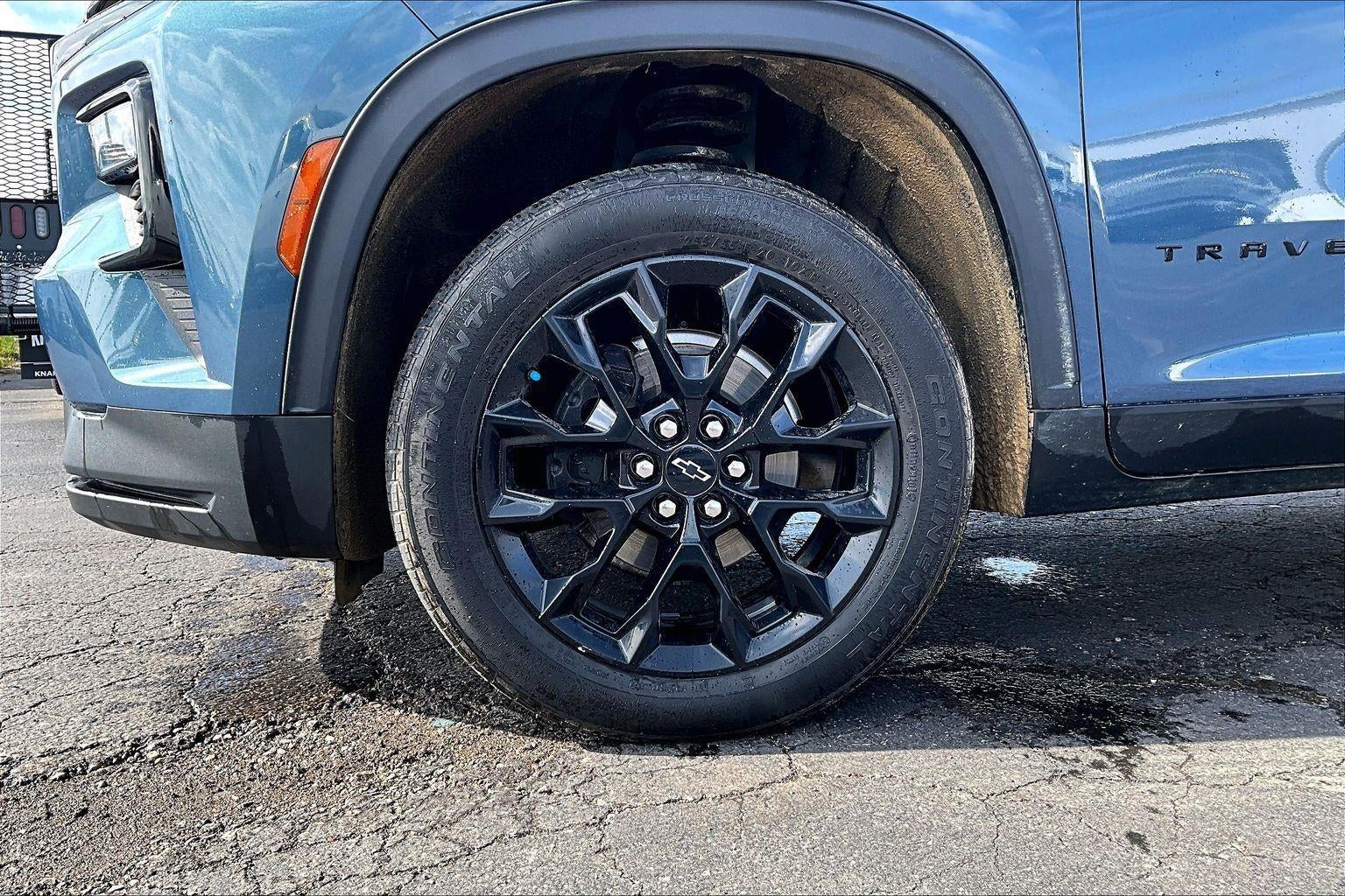 2024 Chevrolet Traverse LS