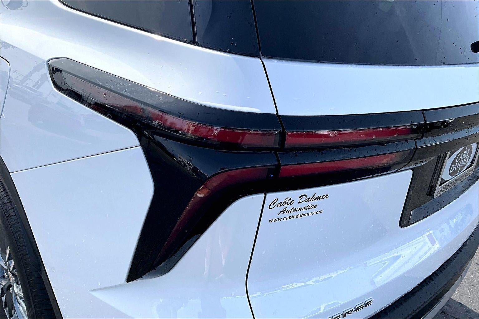 2024 Chevrolet Traverse LT