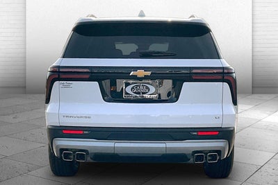 2024 Chevrolet Traverse LT